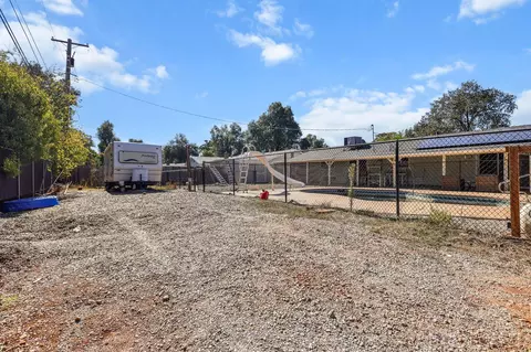 5009 Surrey Dr, Redding, CA 96002 photo 32