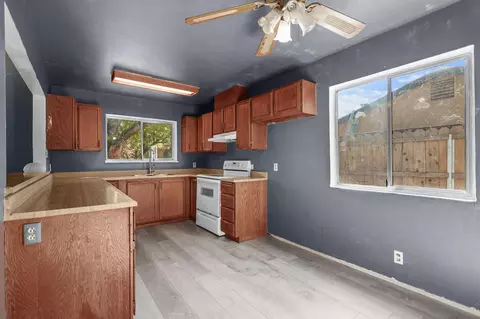 2399 Jonquil Way, Redding, CA 96002 photo 9