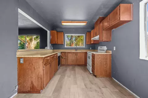 2399 Jonquil Way, Redding, CA 96002 photo 10