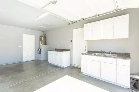 2925 Aspen Glow Ln, Redding, CA 96001 photo 9