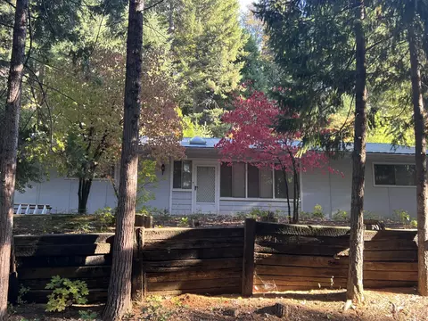 4316 Siskiyou Ave, Dunsmuir, CA 96025