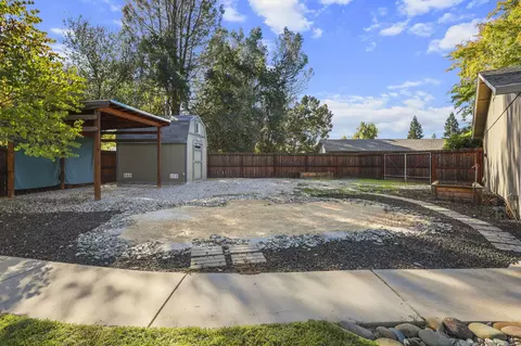 469 Tourmaline Way, Redding, CA 96003 photo 31