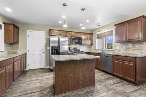 469 Tourmaline Way, Redding, CA 96003 photo 9