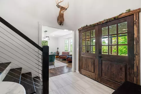 Entry Way - 1355 Hope Ln, Redding, CA 96003 photo 1 of 3
