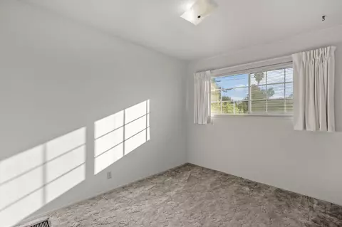 Bedroom - 2796 Kenco Ave, Redding, CA 96002 photo 2 of 10
