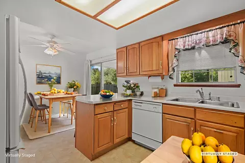 Kitchen - 2796 Kenco Ave, Redding, CA 96002 photo 1 of 4