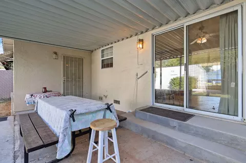 Exterior - 2796 Kenco Ave, Redding, CA 96002 photo 3 of 8