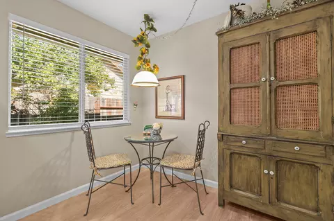 Dining - 1156 Golden Gate Trl, Redding, CA 96003 photo 1 of 2
