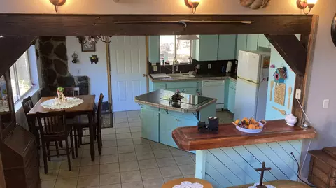 Kitchen - 640-540 Iris Rd, Mcarthur, CA 96056 photo 4 of 5