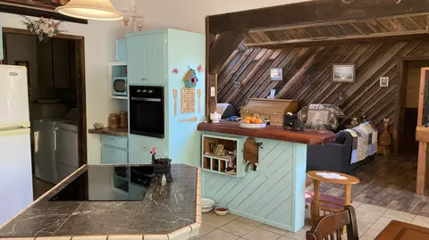 Kitchen - 640-540 Iris Rd, Mcarthur, CA 96056 photo 3 of 5