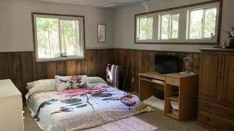 Bedroom - 640-540 Iris Rd, Mcarthur, CA 96056 photo 2 of 3