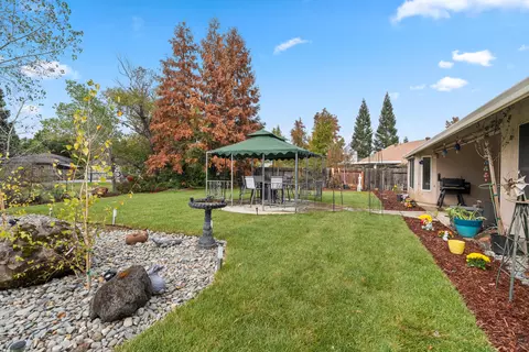 Exterior - 2920 Aspen Glow Ln, Redding, CA 96001 photo 12 of 12