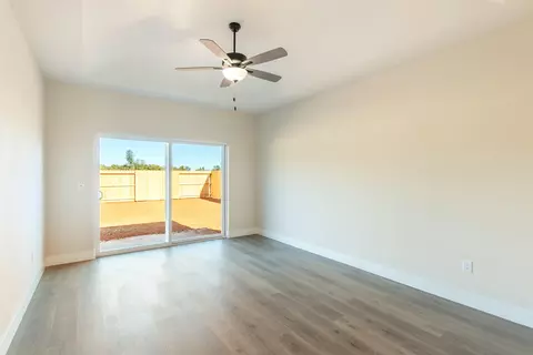 3218 Lowland Ave, Redding, CA 96002 photo 13