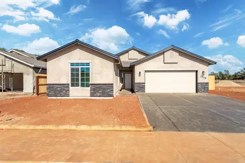 3218 Lowland Ave, Redding, CA 96002 photo 2