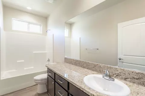 3218 Lowland Ave, Redding, CA 96002 photo 18
