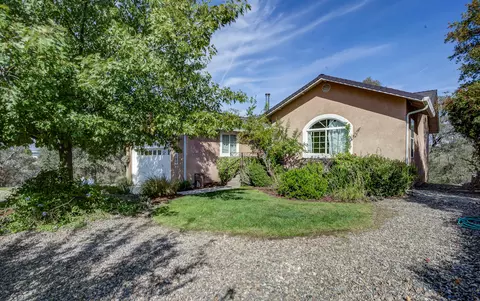 21834 Chimney Rock Dr, Cottonwood, CA 96022