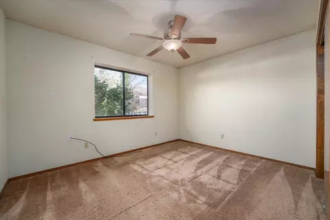 Bedroom - 11519 Norton Ln, Redding, CA 96003 photo 3 of 5