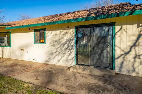 Exterior - 11519 Norton Ln, Redding, CA 96003 photo 16 of 25