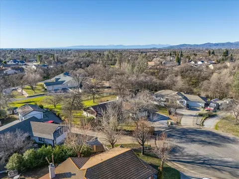 View/Area - 11519 Norton Ln, Redding, CA 96003 photo 7 of 12