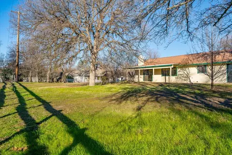 Exterior - 11519 Norton Ln, Redding, CA 96003 photo 6 of 25