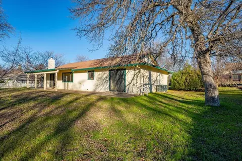 Exterior - 11519 Norton Ln, Redding, CA 96003 photo 15 of 25