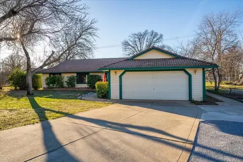 Exterior - 11519 Norton Ln, Redding, CA 96003 photo 9 of 25