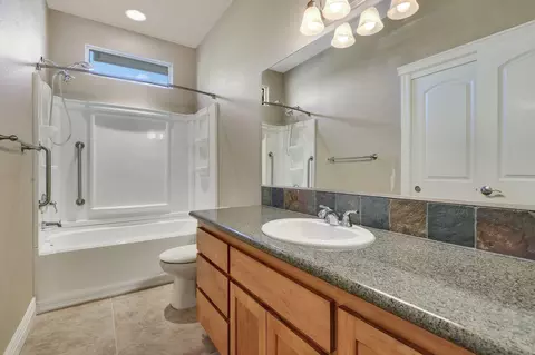 604 Durango Way, Redding, CA 96003 photo 29