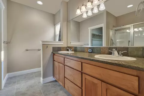 604 Durango Way, Redding, CA 96003 photo 22