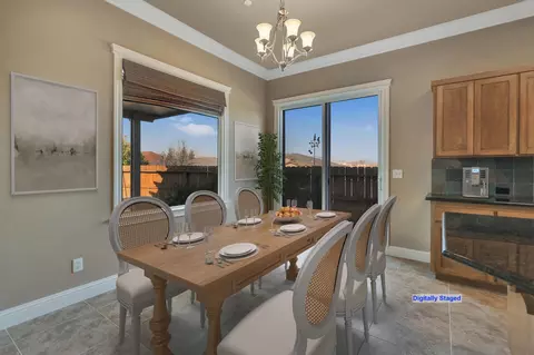 604 Durango Way, Redding, CA 96003 photo 9