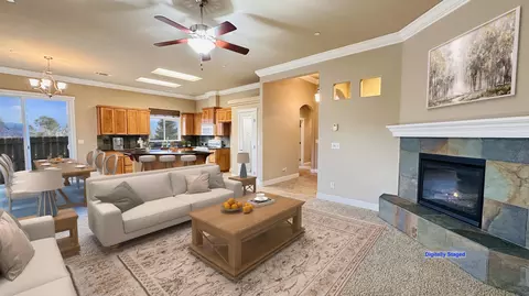 604 Durango Way, Redding, CA 96003 photo 5
