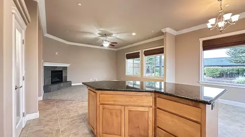 604 Durango Way, Redding, CA 96003 photo 15
