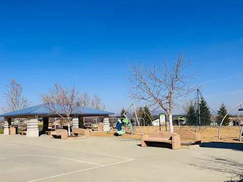 604 Durango Way, Redding, CA 96003 photo 37