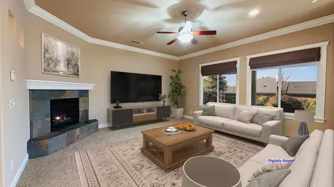 604 Durango Way, Redding, CA 96003 photo 3