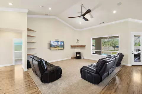 21089 Falling Leaf Rd, Redding, CA 96003 photo 7