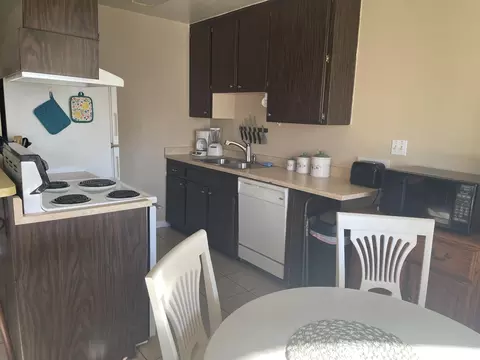 Kitchen - 315 Buckeye, Redding, CA 96003 photo 6 of 7