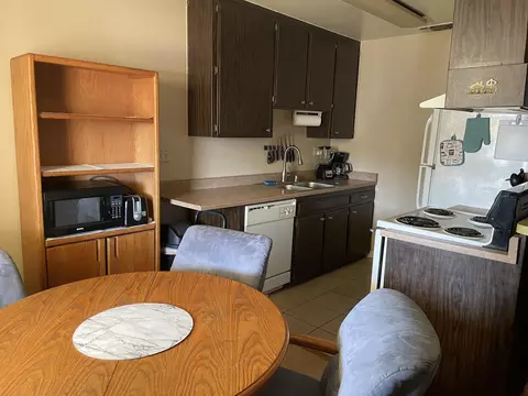 Kitchen - 315 Buckeye, Redding, CA 96003 photo 5 of 7