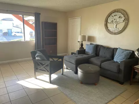Living - 315 Buckeye, Redding, CA 96003 photo 3 of 3