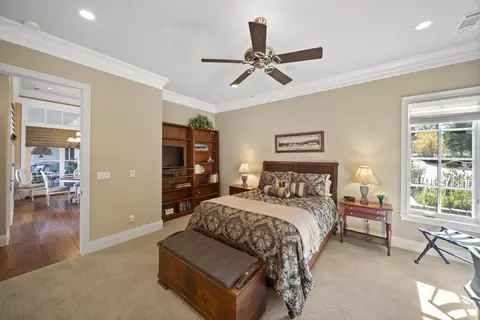 Bedroom - 19566 San Vincente Dr, Redding, CA 96003 photo 4 of 7