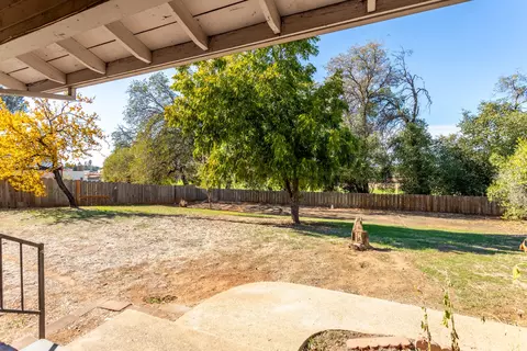 2786 Larkspur Ln, Redding, CA 96002 photo 16