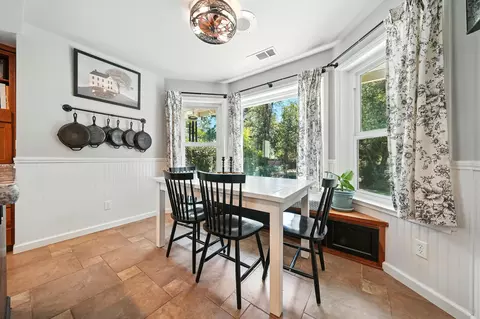 Dining - 3401 Toro Way, Redding, CA 96002 photo 1 of 2