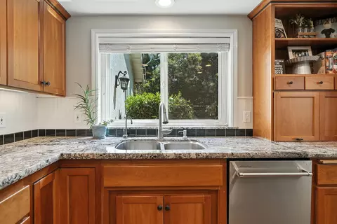 Kitchen - 3401 Toro Way, Redding, CA 96002 photo 3 of 4