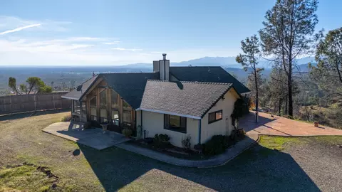 14018 Highview Trl, Redding, CA 96003 photo 32
