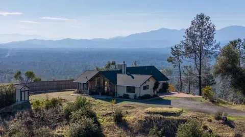 14018 Highview Trl, Redding, CA 96003 photo 5