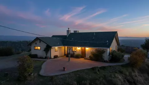 14018 Highview Trl, Redding, CA 96003 photo 3
