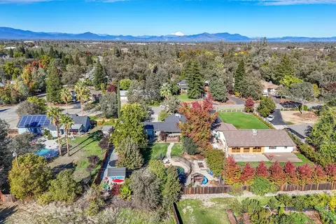 View/Area - 3195 Forest Hills Dr, Redding, CA 96002 photo 3 of 6