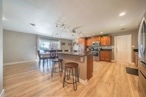 Kitchen - 3195 Forest Hills Dr, Redding, CA 96002 photo 1 of 7