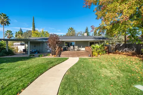 Exterior - 3195 Forest Hills Dr, Redding, CA 96002 photo 13 of 34