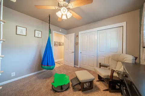 Bedroom - 3195 Forest Hills Dr, Redding, CA 96002 photo 1 of 5