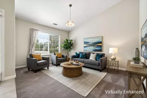 Living - 3261 Misty Glen Dr, Redding, CA 96001 photo 3 of 7