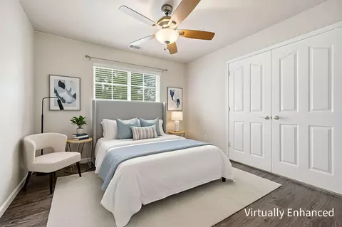 Bedroom - 3261 Misty Glen Dr, Redding, CA 96001 photo 4 of 7